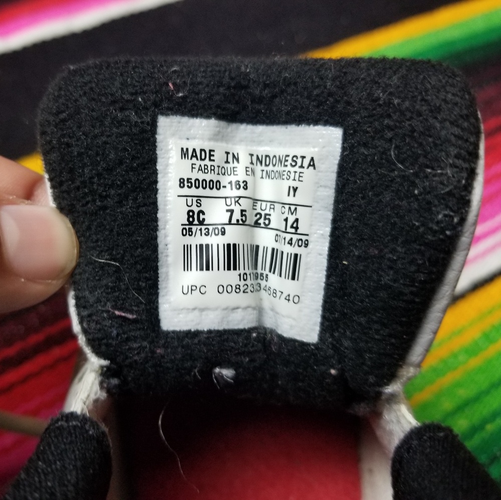 Kid Shoes - Picture 6 of 6